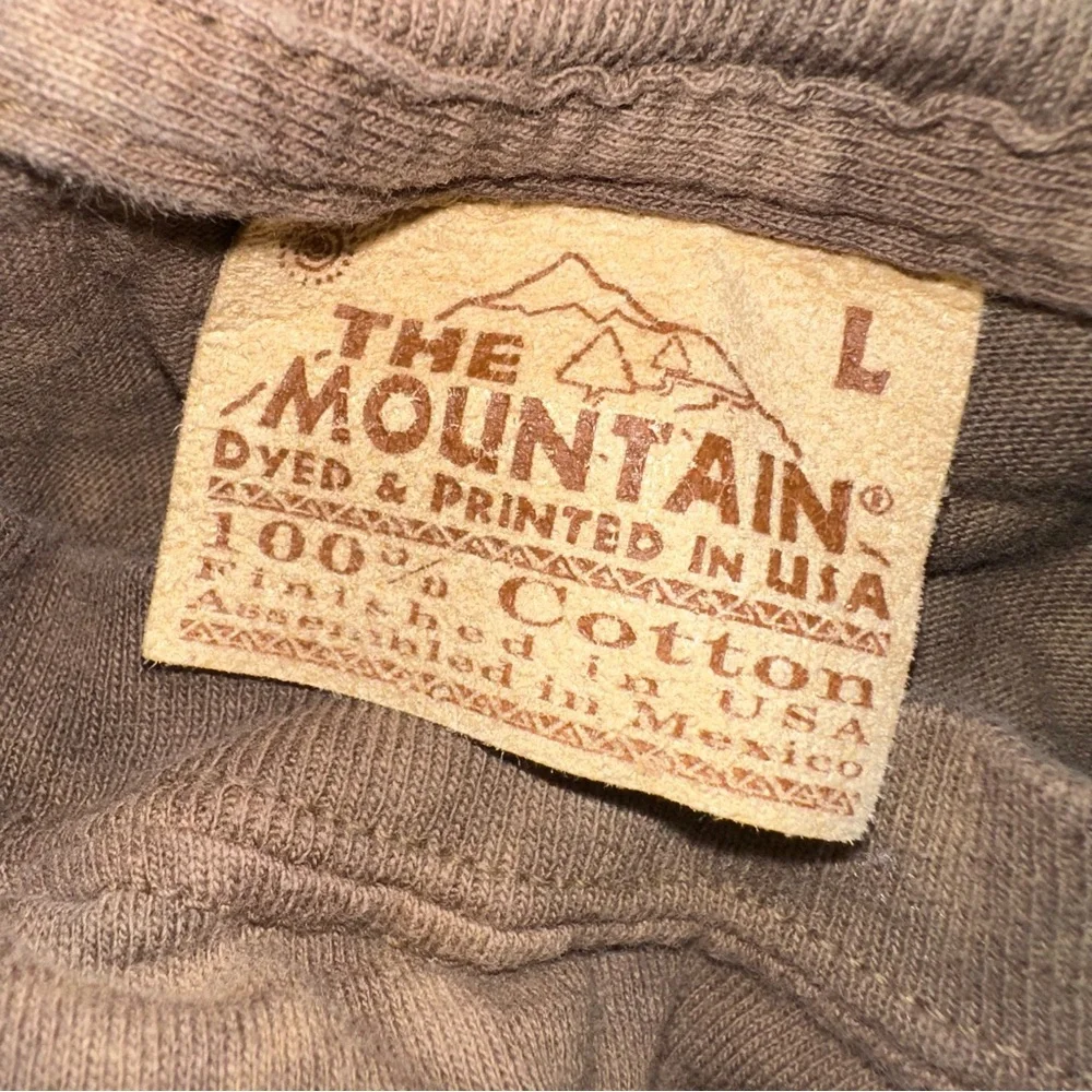 Vintage 2003 The Mountain Native American Tshirt - Picture 7 of 8